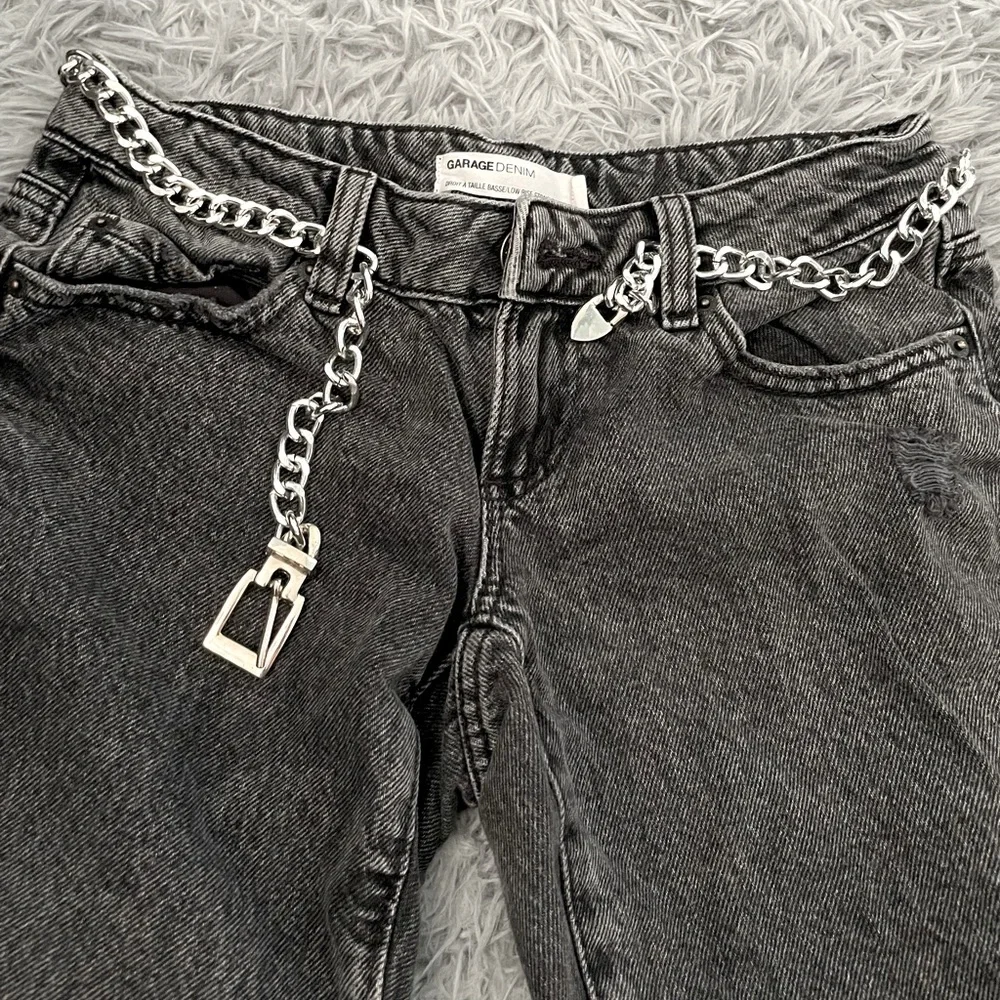 Garage Ripped Straight Jeans - Picture 2 of 3